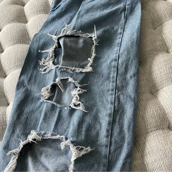 Urban Outfitters BDG High-Waisted Baggy Jean - Picture 3 of 5